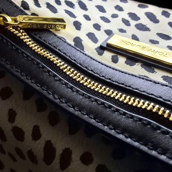 Tory Burch Robinson Animal Dot Printed Leather Crossbody Bag - Picture 14 of 16